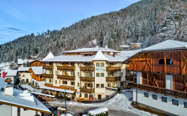 Dorfhotel Moar am Latemar