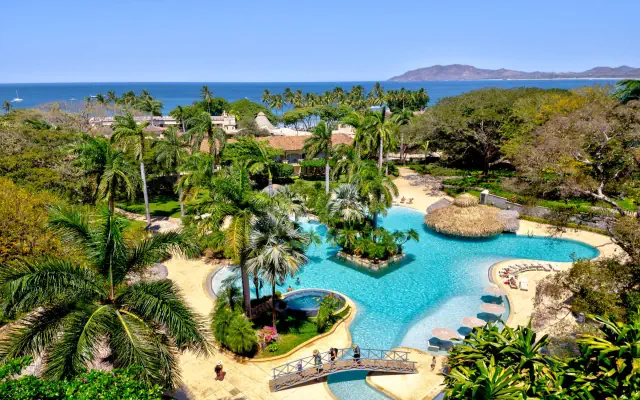 Tamarindo Diria Beach Resort