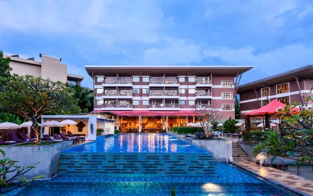 Peach Blossom Resort