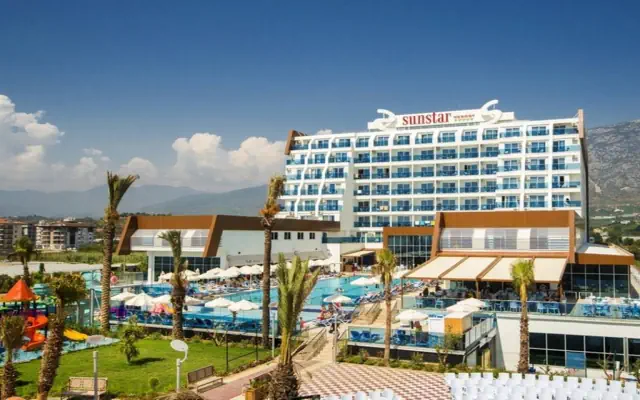  Sun Star Resort 