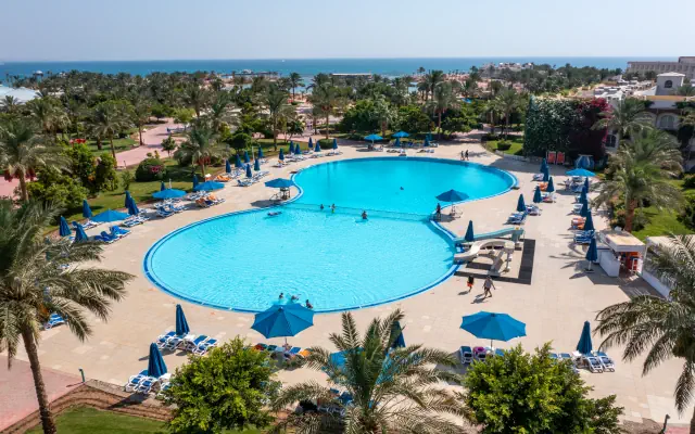 Desert Rose Resort
