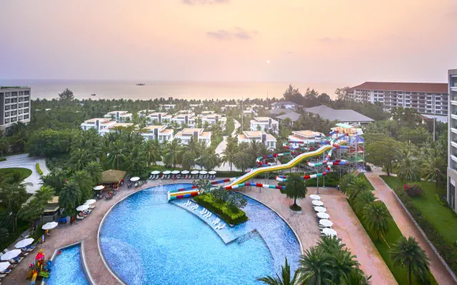 Wyndham Grand Phu Quoc (ex. VinOasis Phu Quoc)