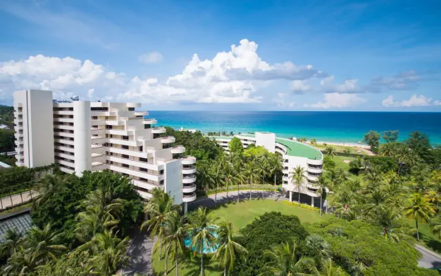 Pullman Phuket Karon Beach Resort (ex Hilton Phuket Arcadia Resort Spa)