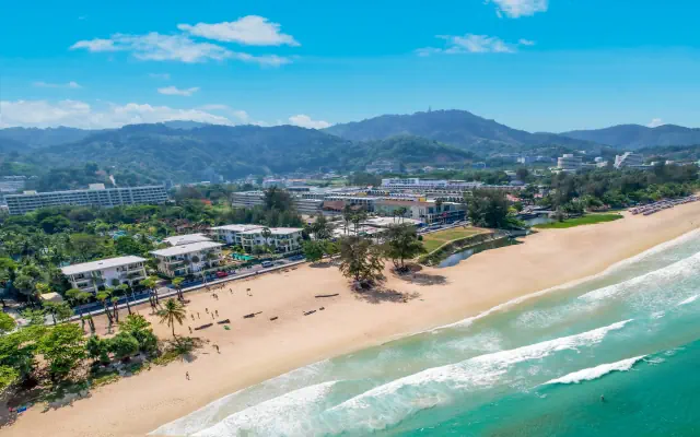 Paradox Resort Phuket (ex. Movenpick Resort & Spa Karon Beach)
