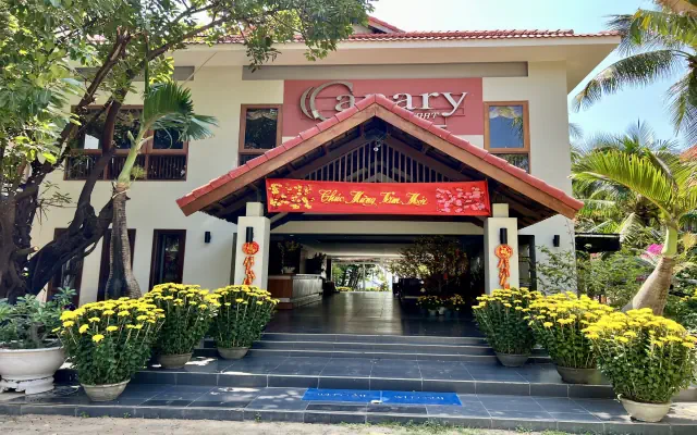 Canary Beach Resort