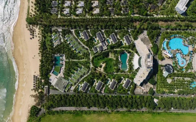 Riviera Beach Resort & Spa Cam Ranh