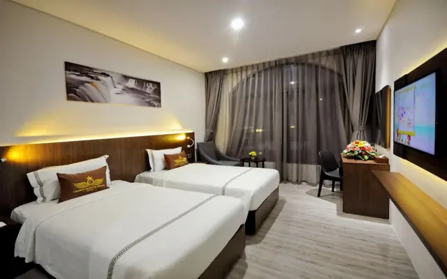 Crown Nguyen Hoang