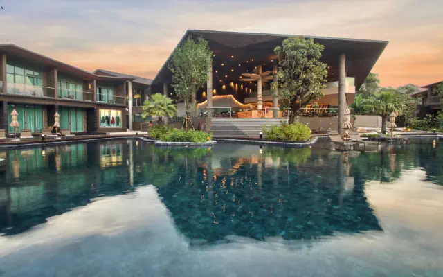 Kalima Resort & Villas