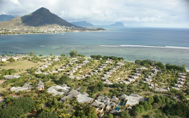 Maradiva Villas Resort