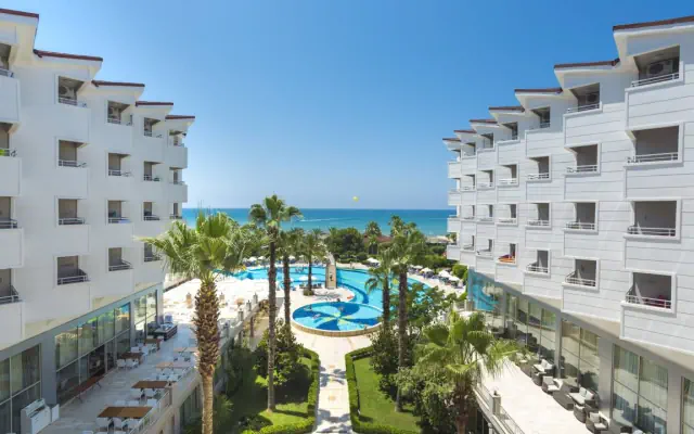 Terrace Beach Resort (Side)