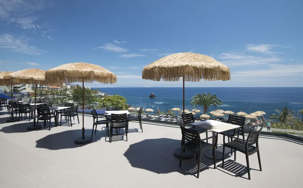 HOTEL: Hotel Baía Azul
