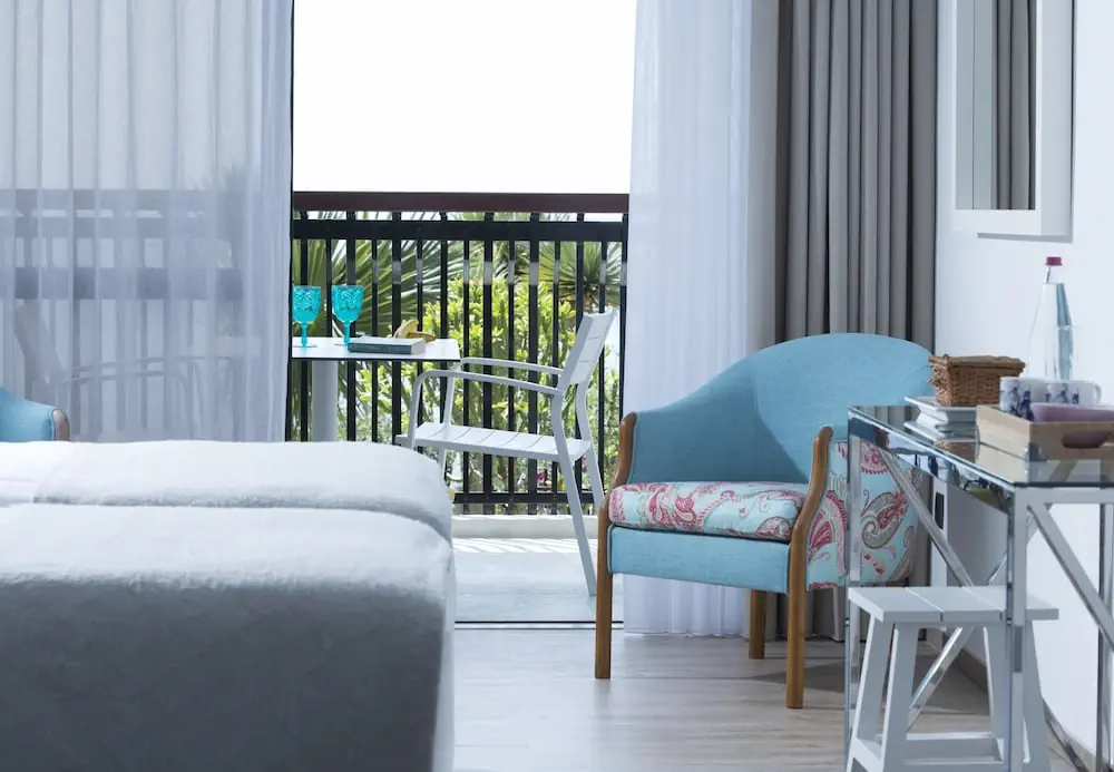 HOTEL: Hotel Baía Azul