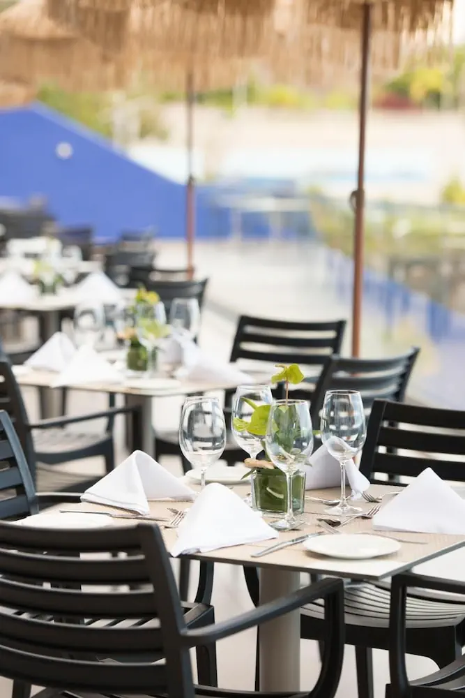 HOTEL: Hotel Baía Azul