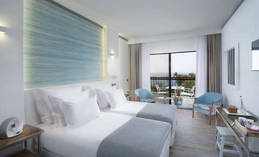 HOTEL: Hotel Baía Azul