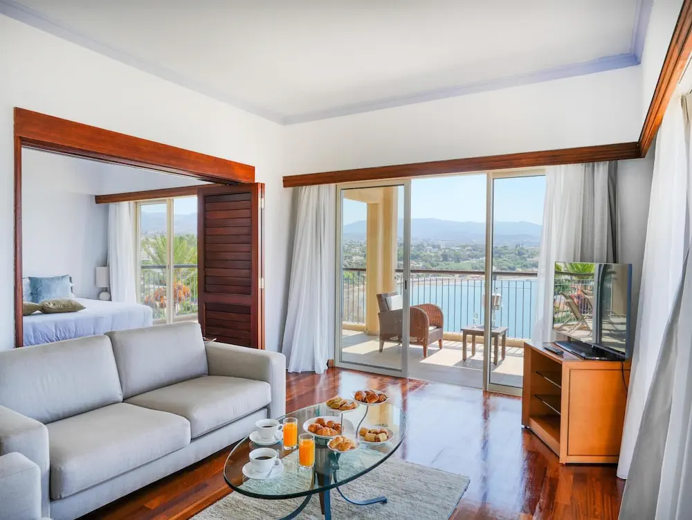 HOTEL: Thalassa Boutique Hotel and Spa