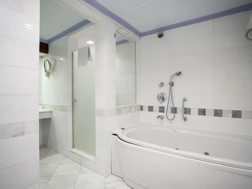 HOTEL: Thalassa Boutique Hotel and Spa