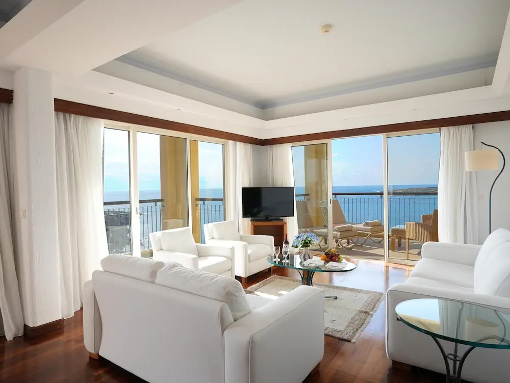 HOTEL: Thalassa Boutique Hotel and Spa