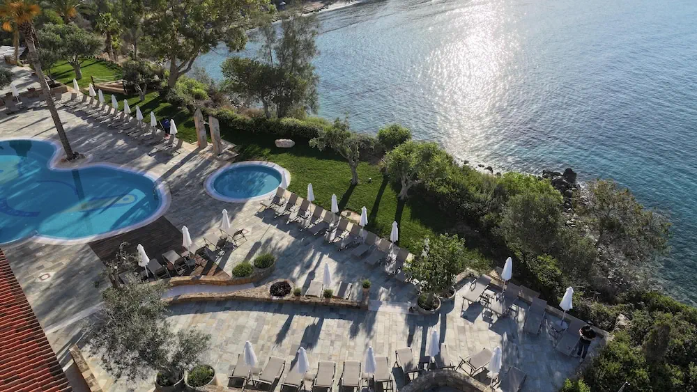 HOTEL: Thalassa Boutique Hotel and Spa