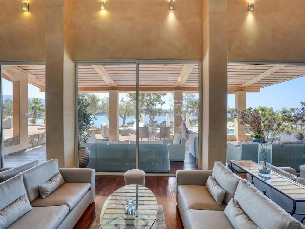 HOTEL: Thalassa Boutique Hotel and Spa
