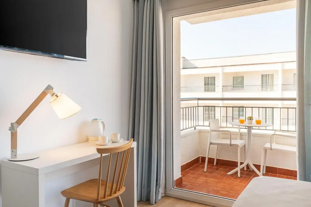 HOTEL: FERGUS Club Pineda Splash