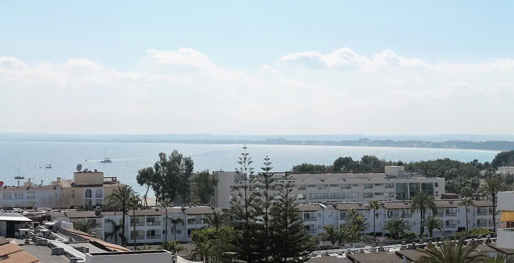 HOTEL: Bahia de Alcudia Hotel and Spa