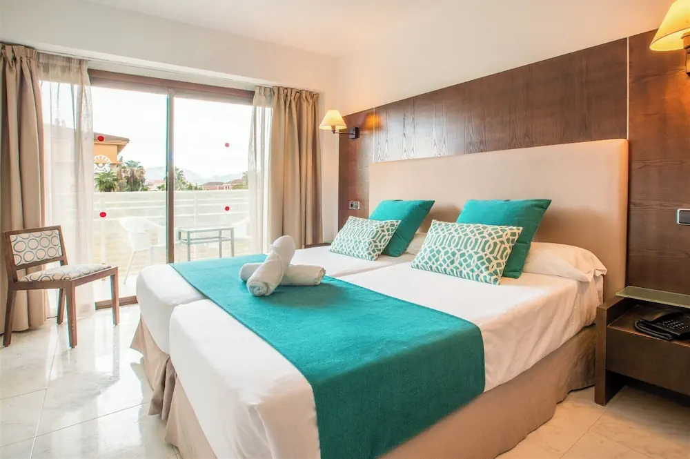 HOTEL: Bahia de Alcudia Hotel and Spa