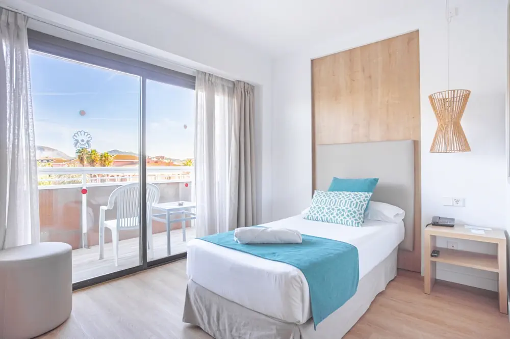 HOTEL: Bahia de Alcudia Hotel and Spa