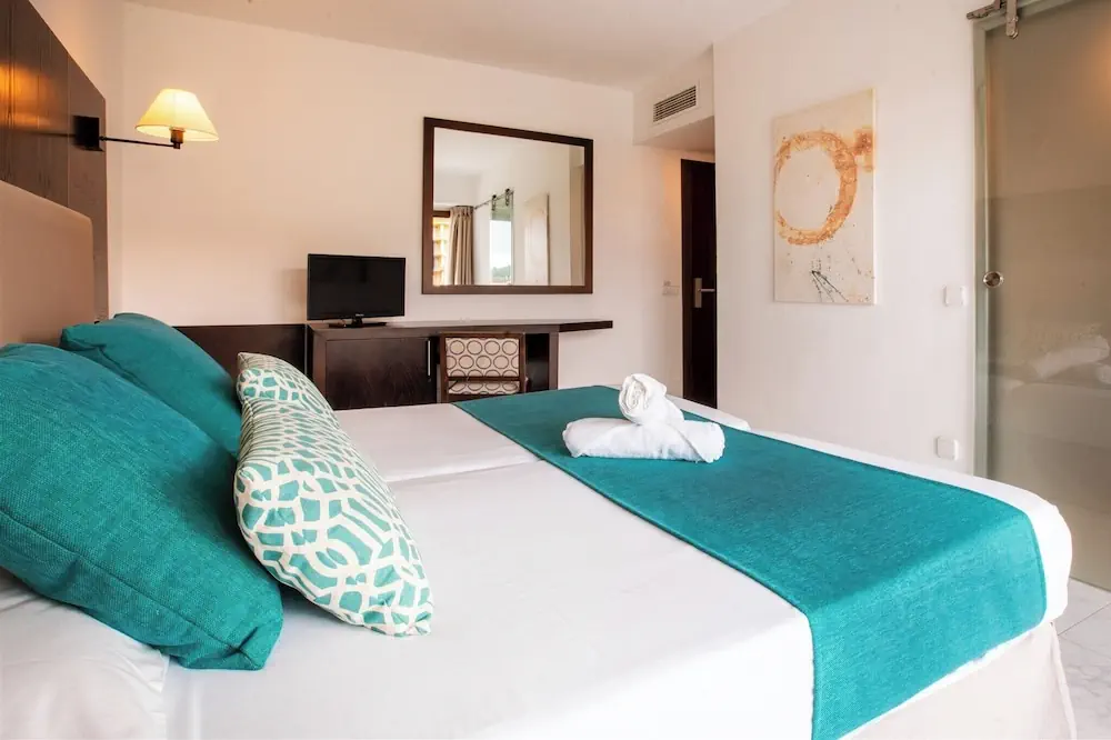 HOTEL: Bahia de Alcudia Hotel and Spa