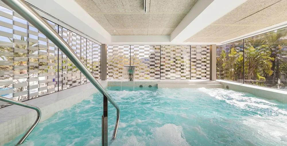 HOTEL: Bahia de Alcudia Hotel and Spa