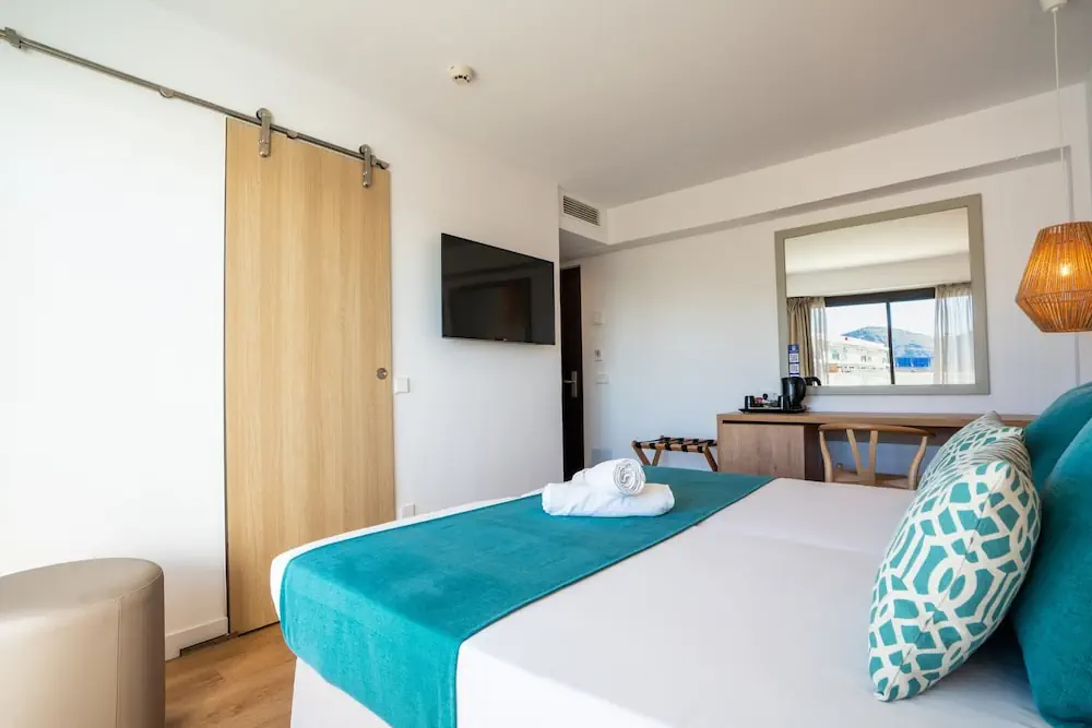HOTEL: Bahia de Alcudia Hotel and Spa