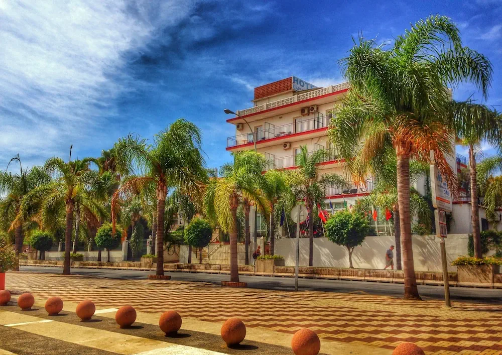 HOTEL: Hotel Carmen Teresa