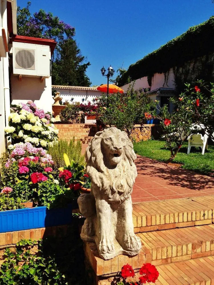 HOTEL: Hotel Carmen Teresa