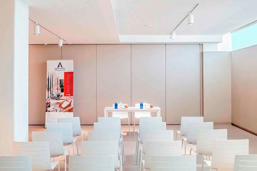 HOTEL: AQUA Hotel Promenade and Spa