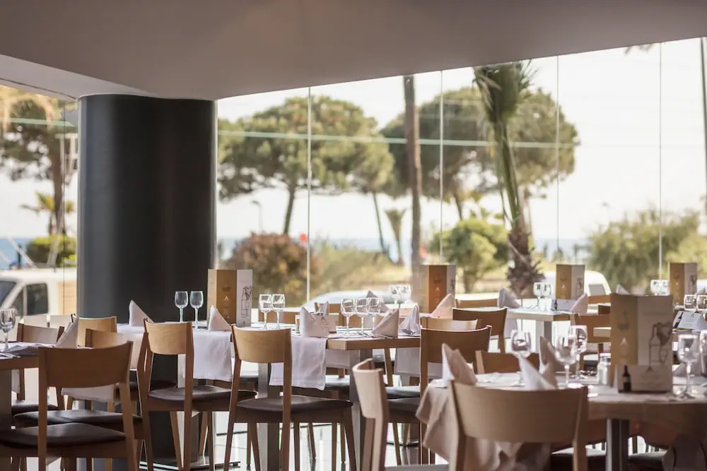 HOTEL: AQUA Hotel Promenade and Spa