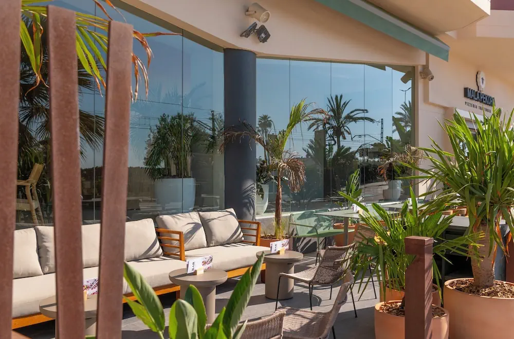HOTEL: AQUA Hotel Promenade and Spa