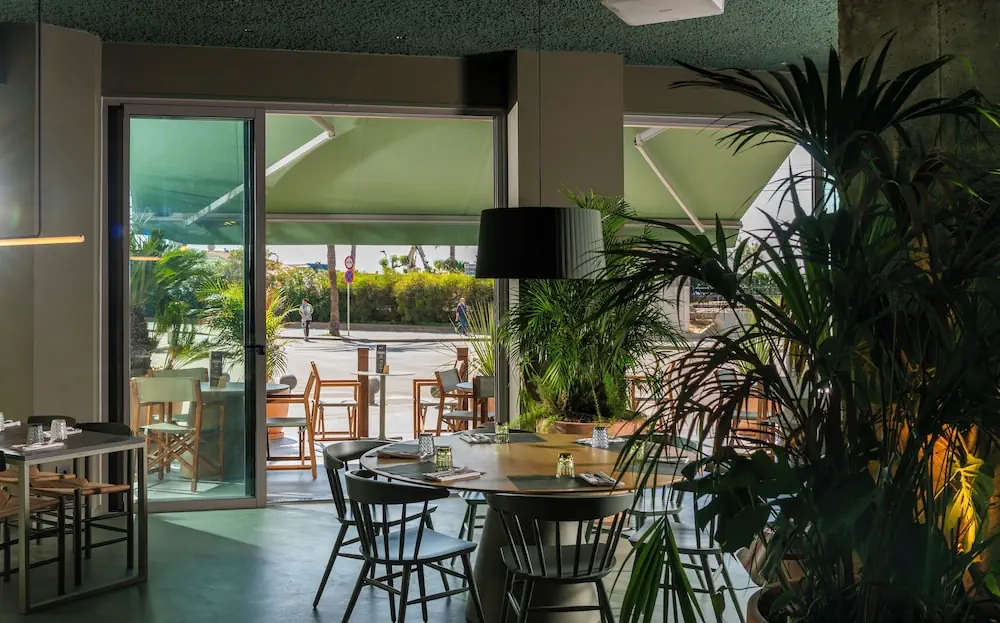 HOTEL: AQUA Hotel Promenade and Spa