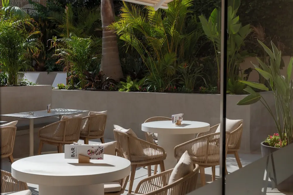 HOTEL: AQUA Hotel Promenade and Spa