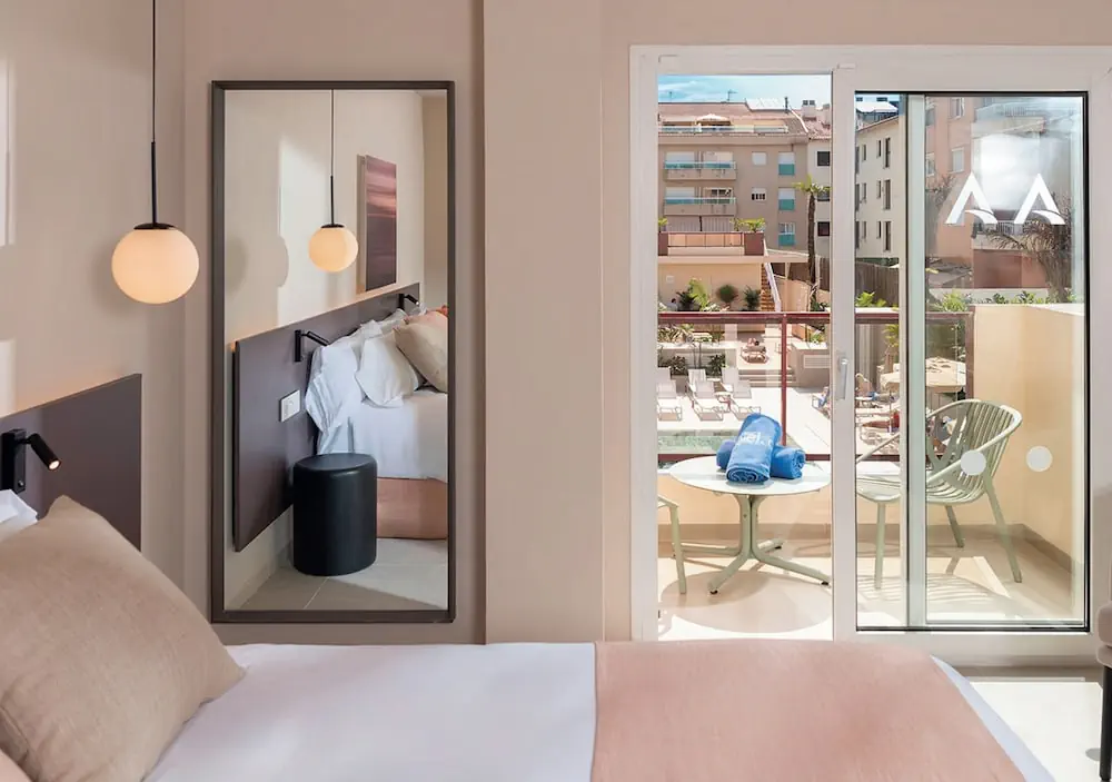 HOTEL: AQUA Hotel Promenade and Spa