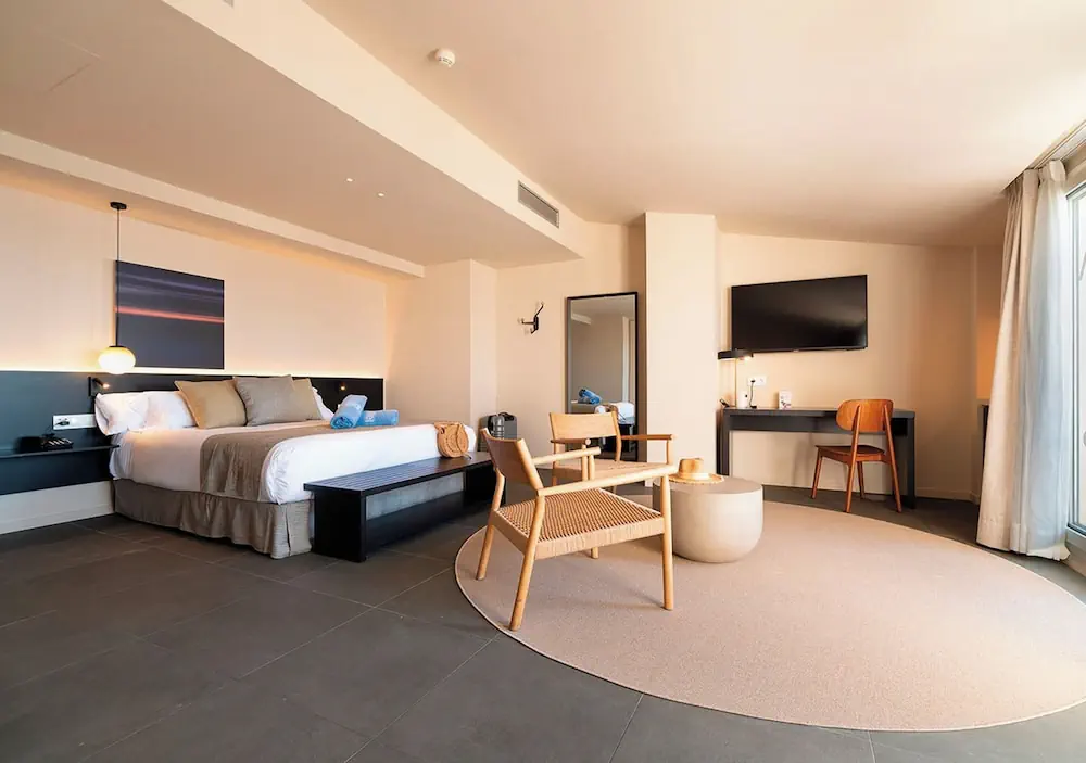 HOTEL: AQUA Hotel Promenade and Spa