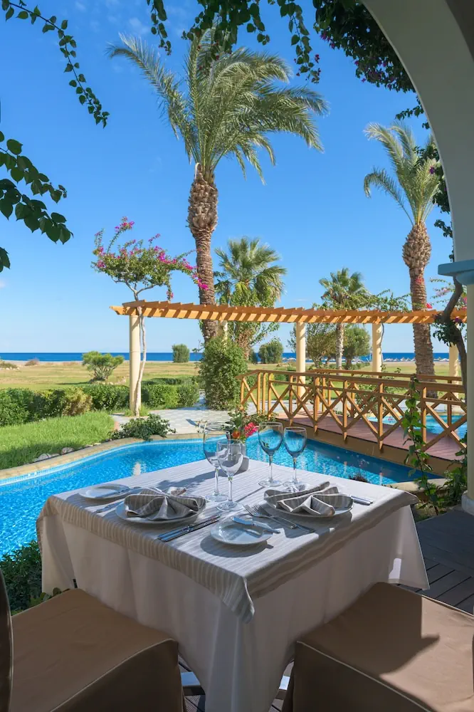 HOTEL: Atrium Palace Thalasso Spa Resort and Villas
