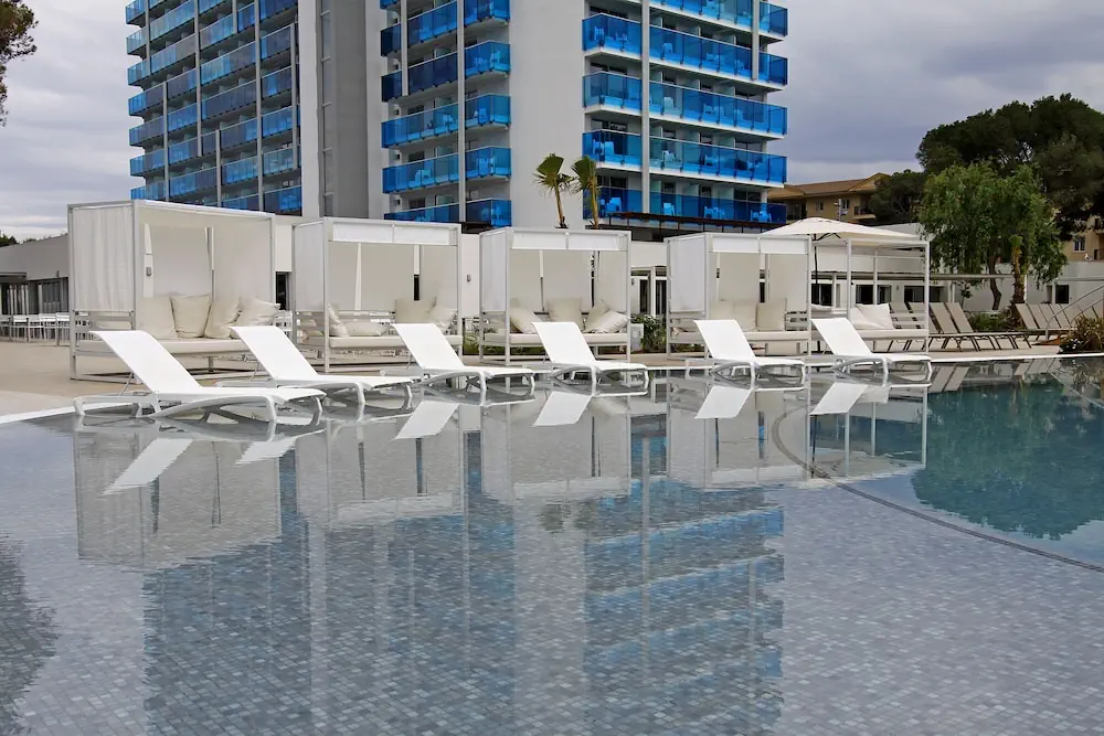 HOTEL: BG Hotel Tonga Tower