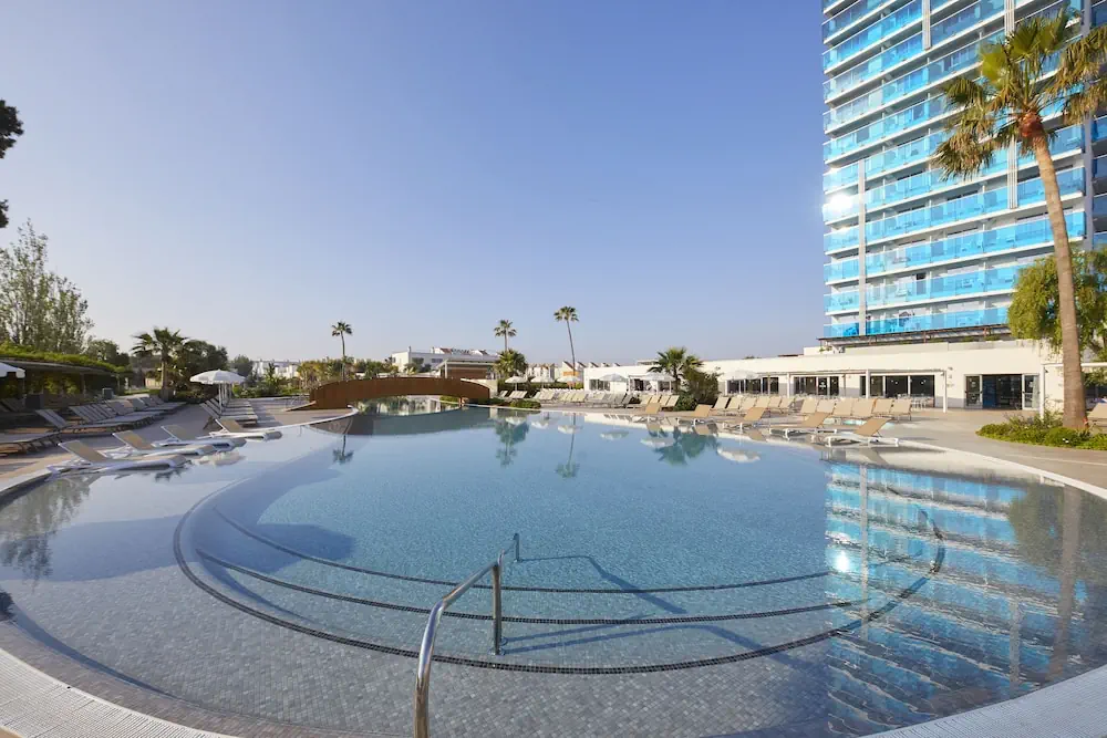 HOTEL: BG Hotel Tonga Tower