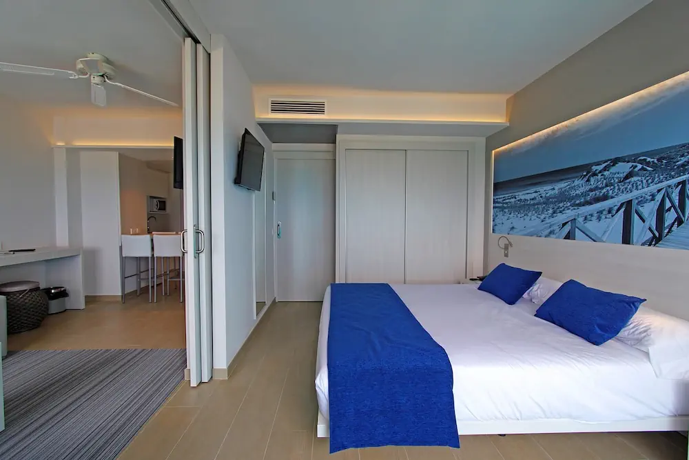 HOTEL: BG Hotel Tonga Tower