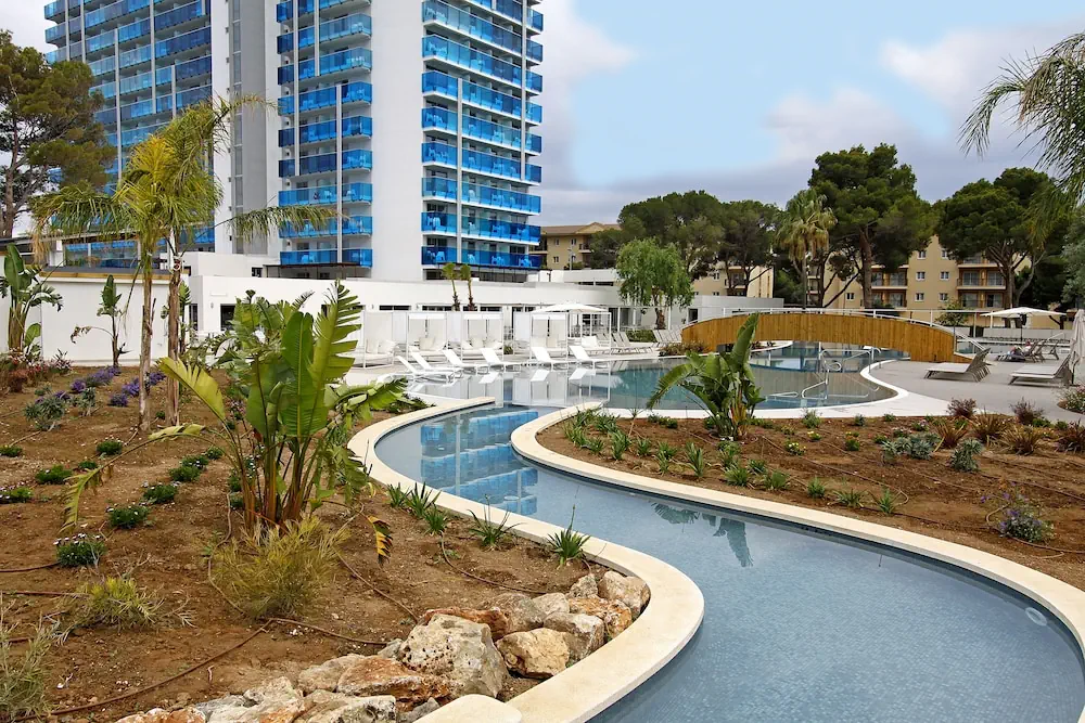 HOTEL: BG Hotel Tonga Tower
