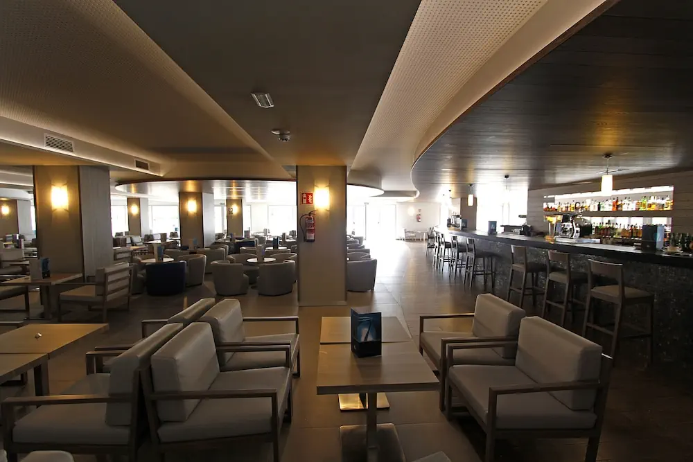 HOTEL: BG Hotel Tonga Tower