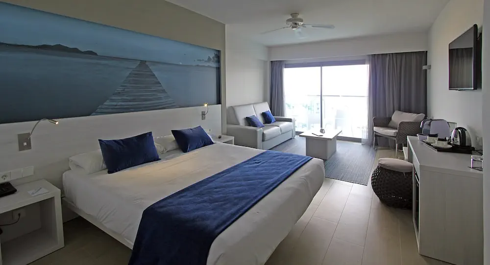 HOTEL: BG Hotel Tonga Tower