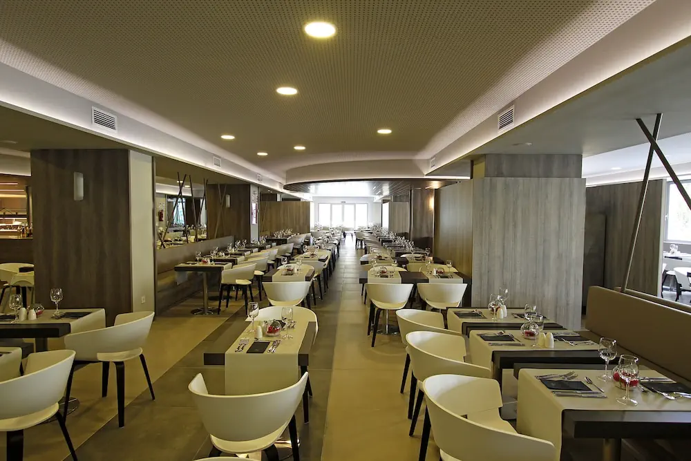 HOTEL: BG Hotel Tonga Tower