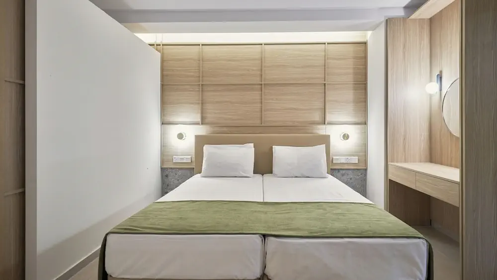 HOTEL: Eleni Holiday Resort