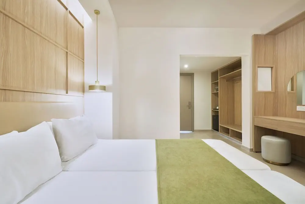 HOTEL: Eleni Holiday Resort