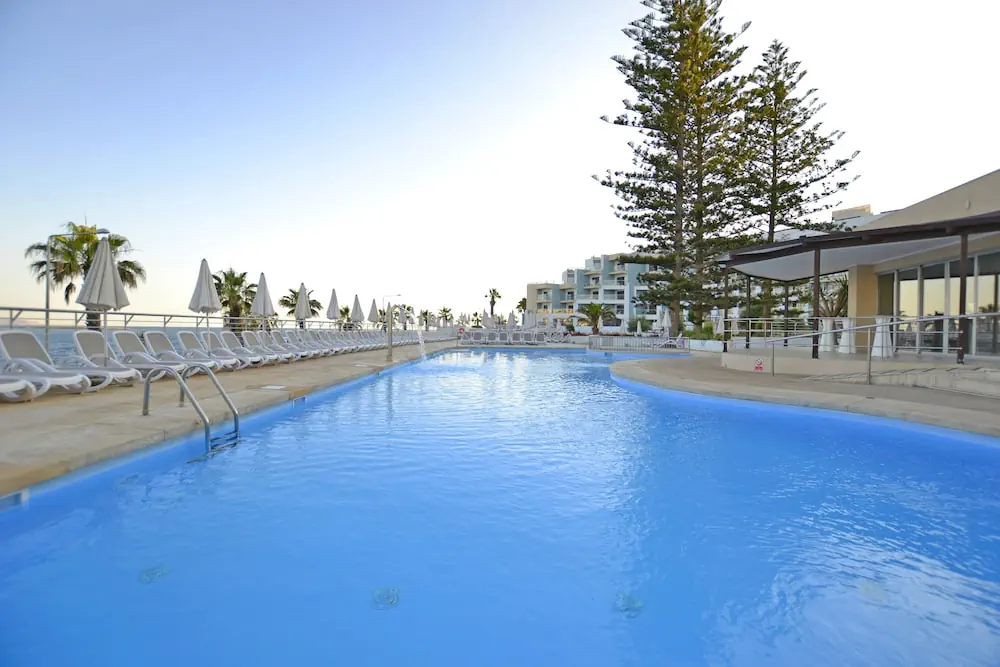 HOTEL: DoubleTree by Hilton Malta